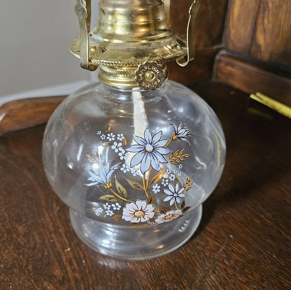 Elegant Glass Oil Lamp with Floral Design